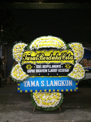 Papan Bunga Duka di Denai
